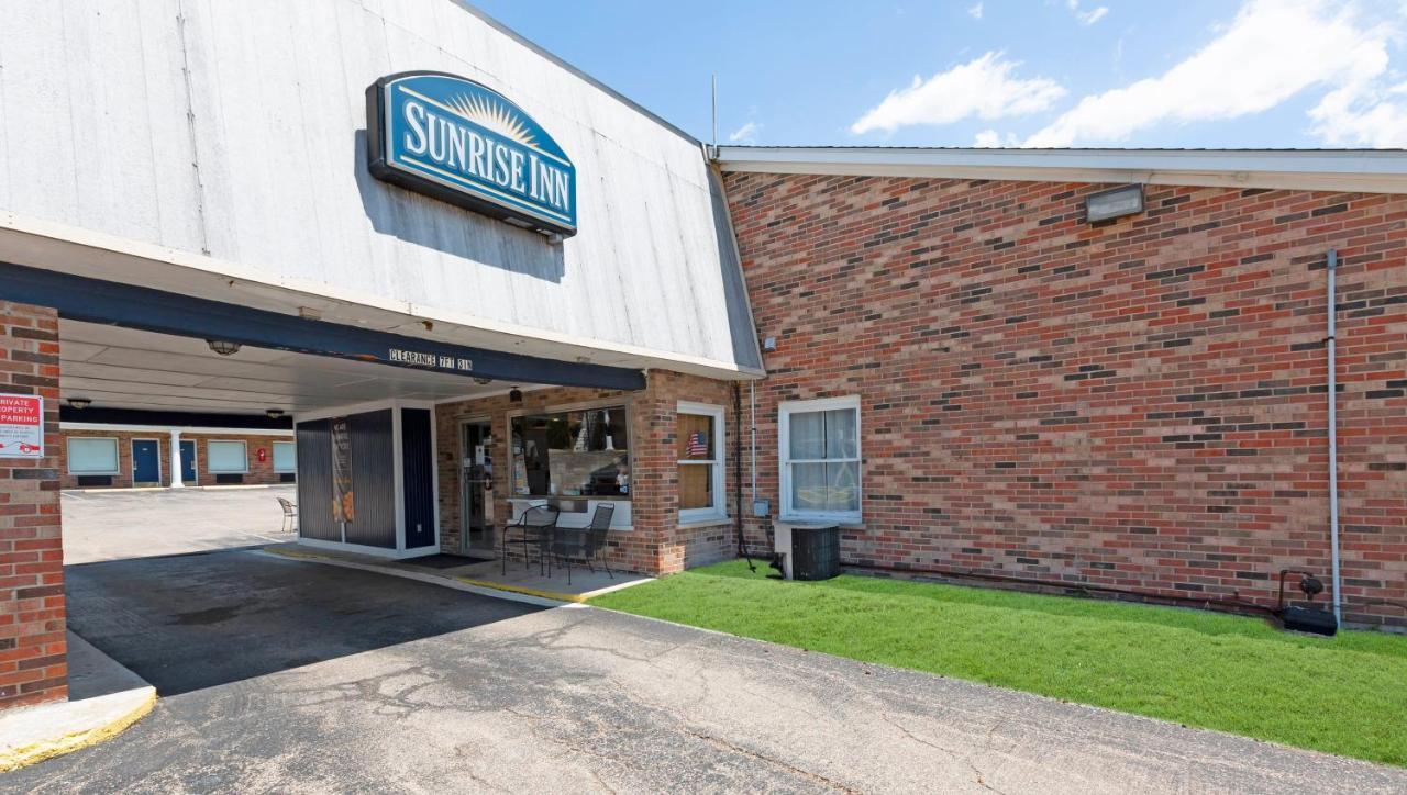Sunrise Inn Уилямстаун Екстериор снимка